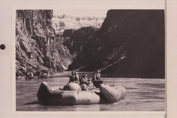 Flotation units offered by Inflatable Boats Unlimited. The rigging must be classed as average and the control mechanism decidedly inferior