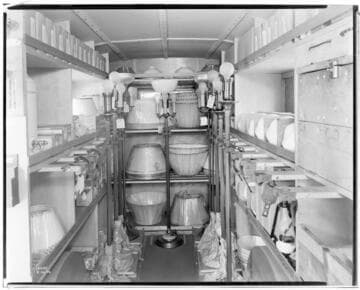 T3.1 Transportation - Autos, Trucks, & Railcars - Commercial Dept. Service Trailer