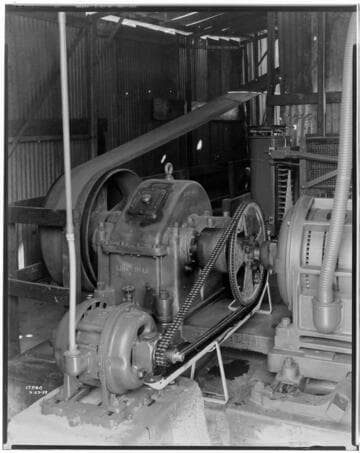 O1 - Oil Wells & Equipment - Motor on pump for Oil Well