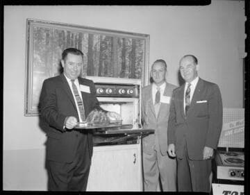 Electric cooking demonstration