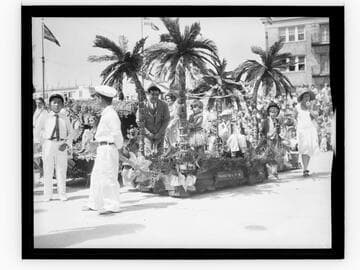 Palace Ballroom float in the Ocean Park Baby Parade