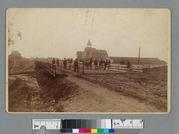 People on bridge near Arcadia Hotel, Santa Monica