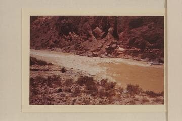 Vulcan Rapid. Approximate gauge: 40,200 cfs