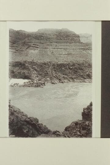 Bass Ferry from left bank. Note the punt at the beach opposite. From glass plate