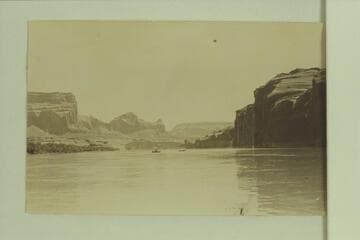 RB-MV Expedition photo captioned: Glen Canyon, upstream from near mouth of Kane Creek