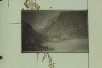 Looking up into Spencer Canyon from the bar at the river