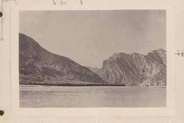 Down to the gateway of Split Mountain from Little Park