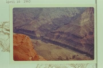Tapeats Creek at left of center. Hundred and Thirty-Three Mile Creek at lower right