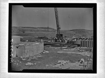 Construction of Marineland, Palos Verdes