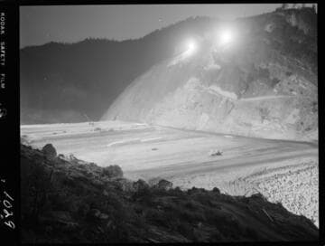 Big Creek - Mammoth Pool - Night operation at the damsite
