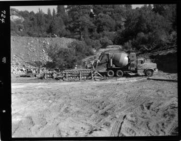 Big Creek - Mammoth Pool - Pouring concrete in rock crusher foundation