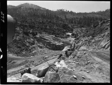 Big Creek - Mammoth Pool - East abutment before blasting of boulders