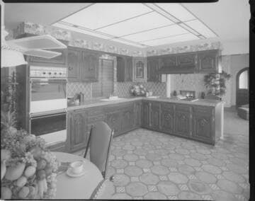 Modern all-electric kitchen