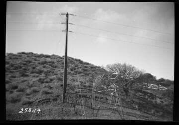 Kern River & Borel Transmission Line - Kern-Saugus 66kV, Mile 53 towers