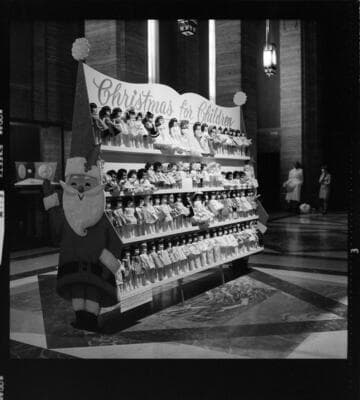 Christmas decorations at General Office