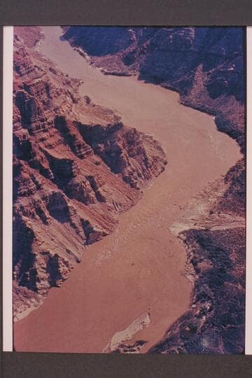 Mile 207 in Cataract Canyon. Preliminary gauge: 29,700 cfs